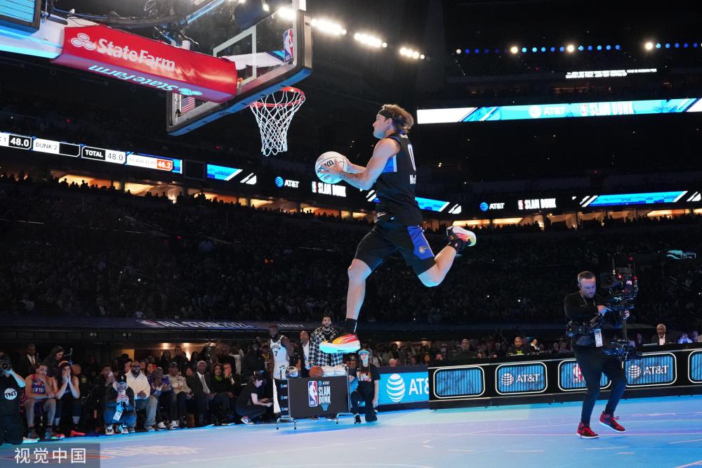 场上屡创佳 场上屡创佳