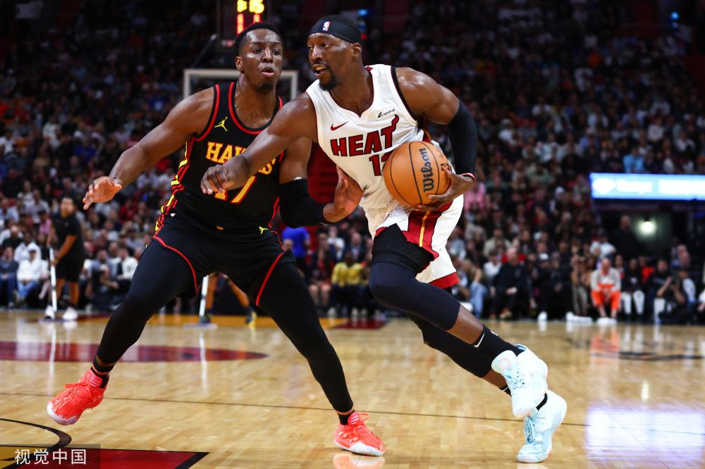 场地的绝对 场地的绝对